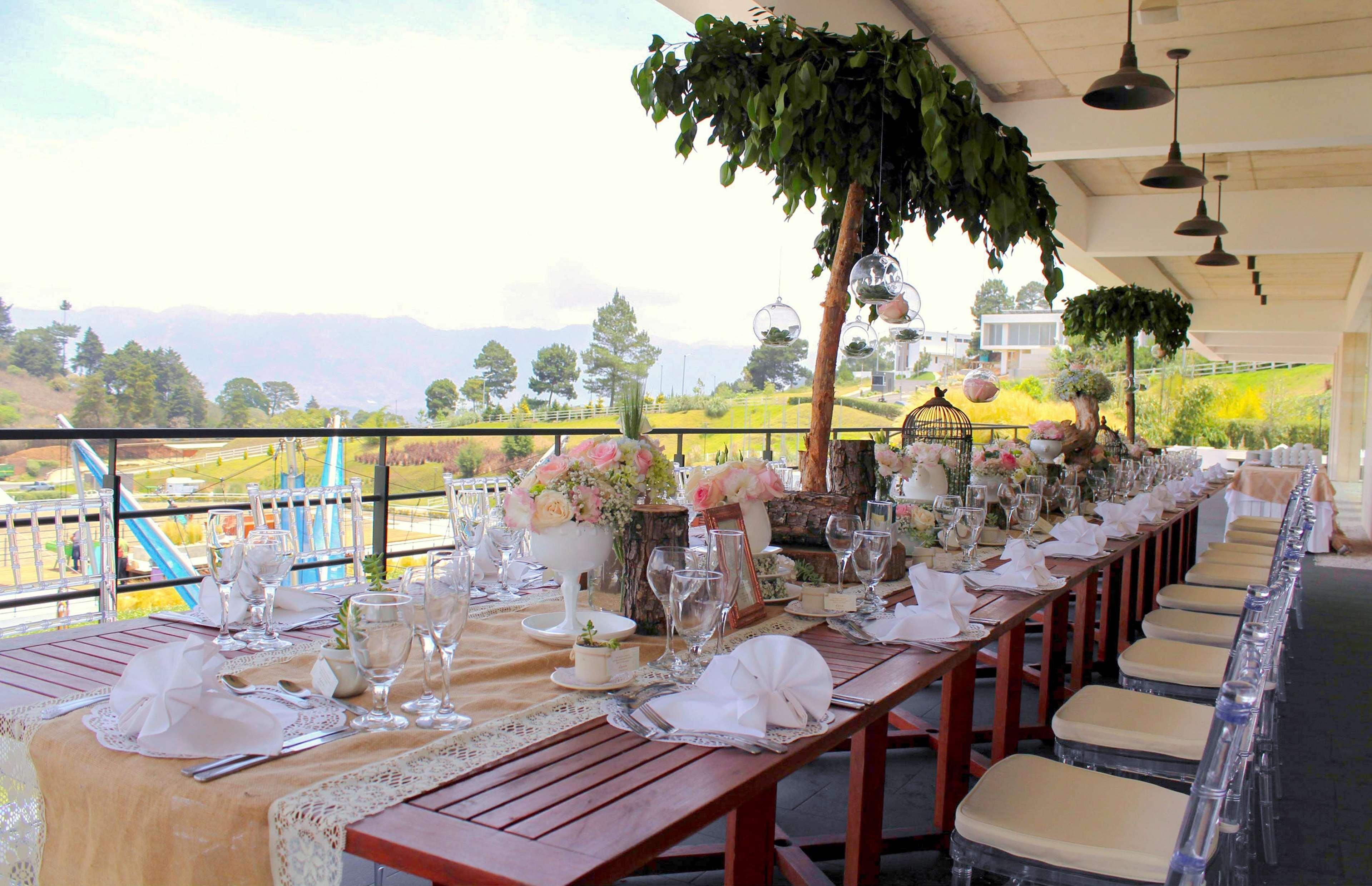 Hilton Garden Inn Guatemala-Stad Buitenkant foto