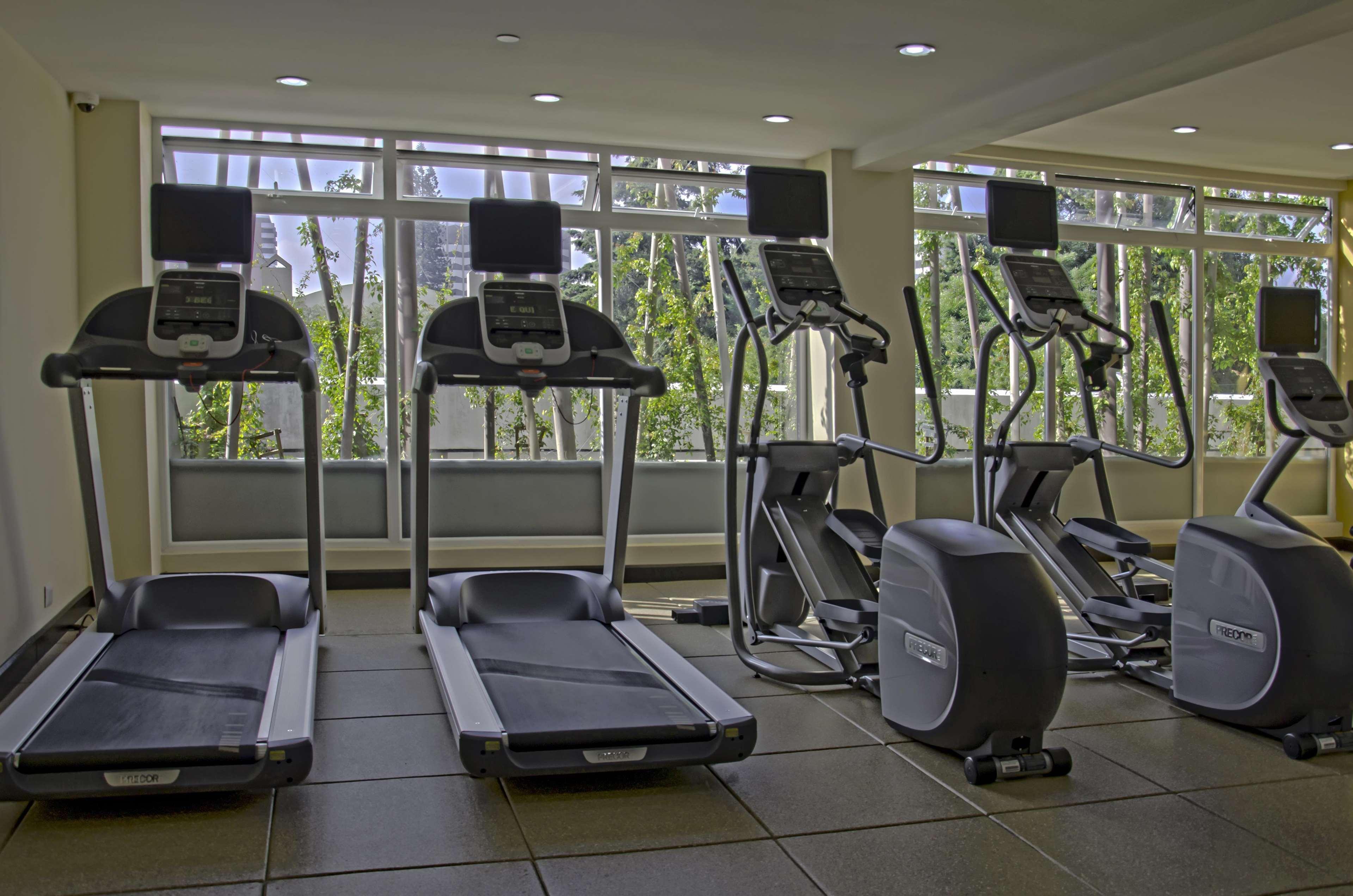 Hilton Garden Inn Guatemala-Stad Buitenkant foto