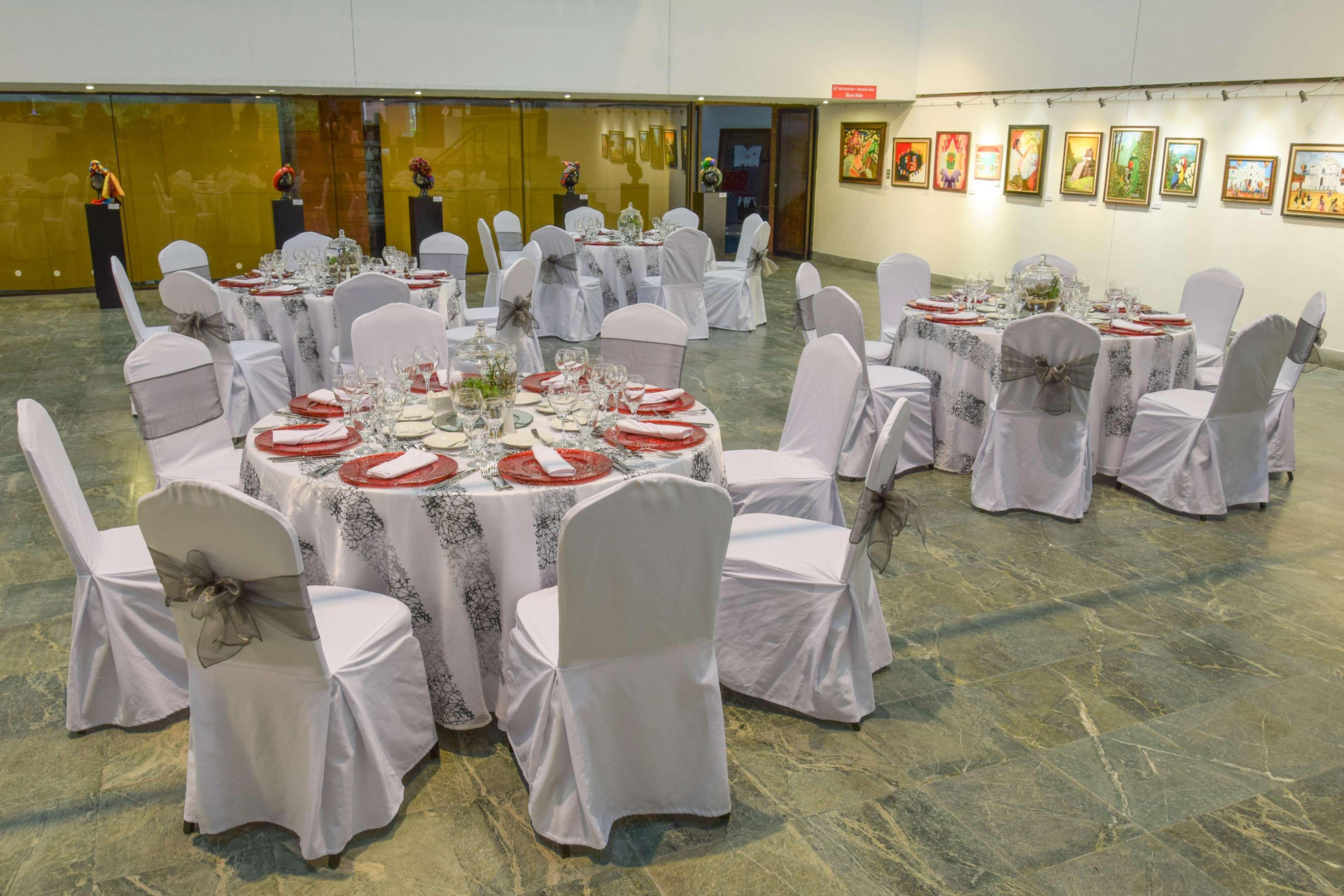 Hilton Garden Inn Guatemala-Stad Buitenkant foto