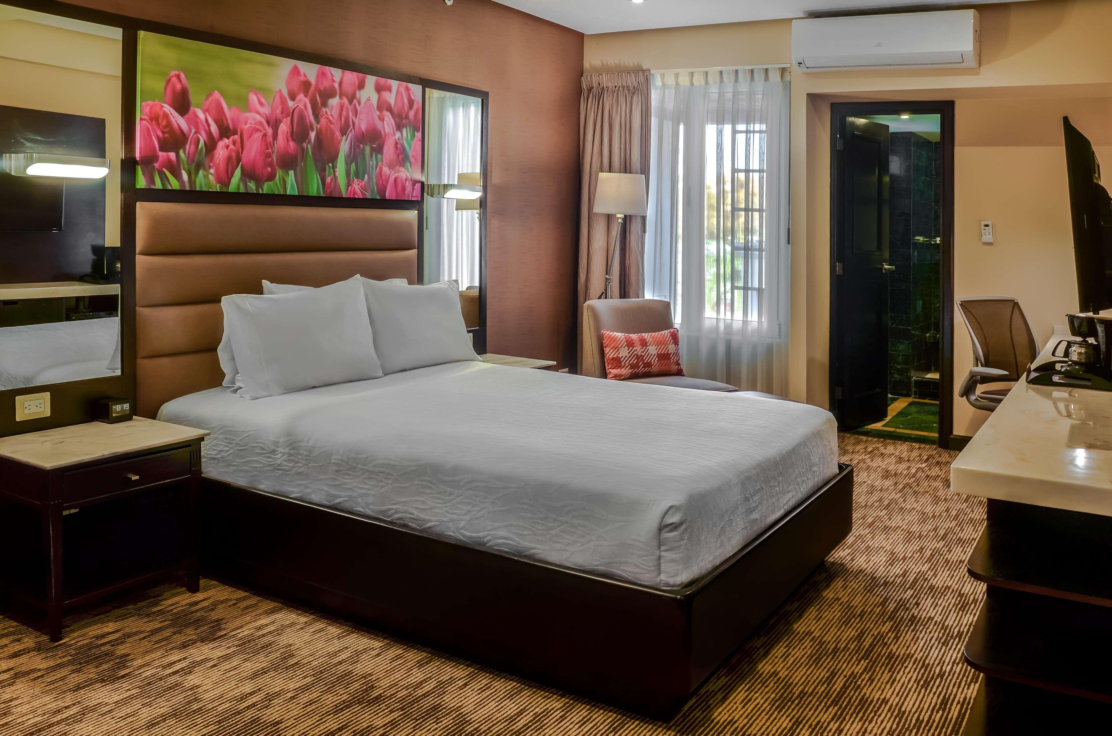 Hilton Garden Inn Guatemala-Stad Buitenkant foto
