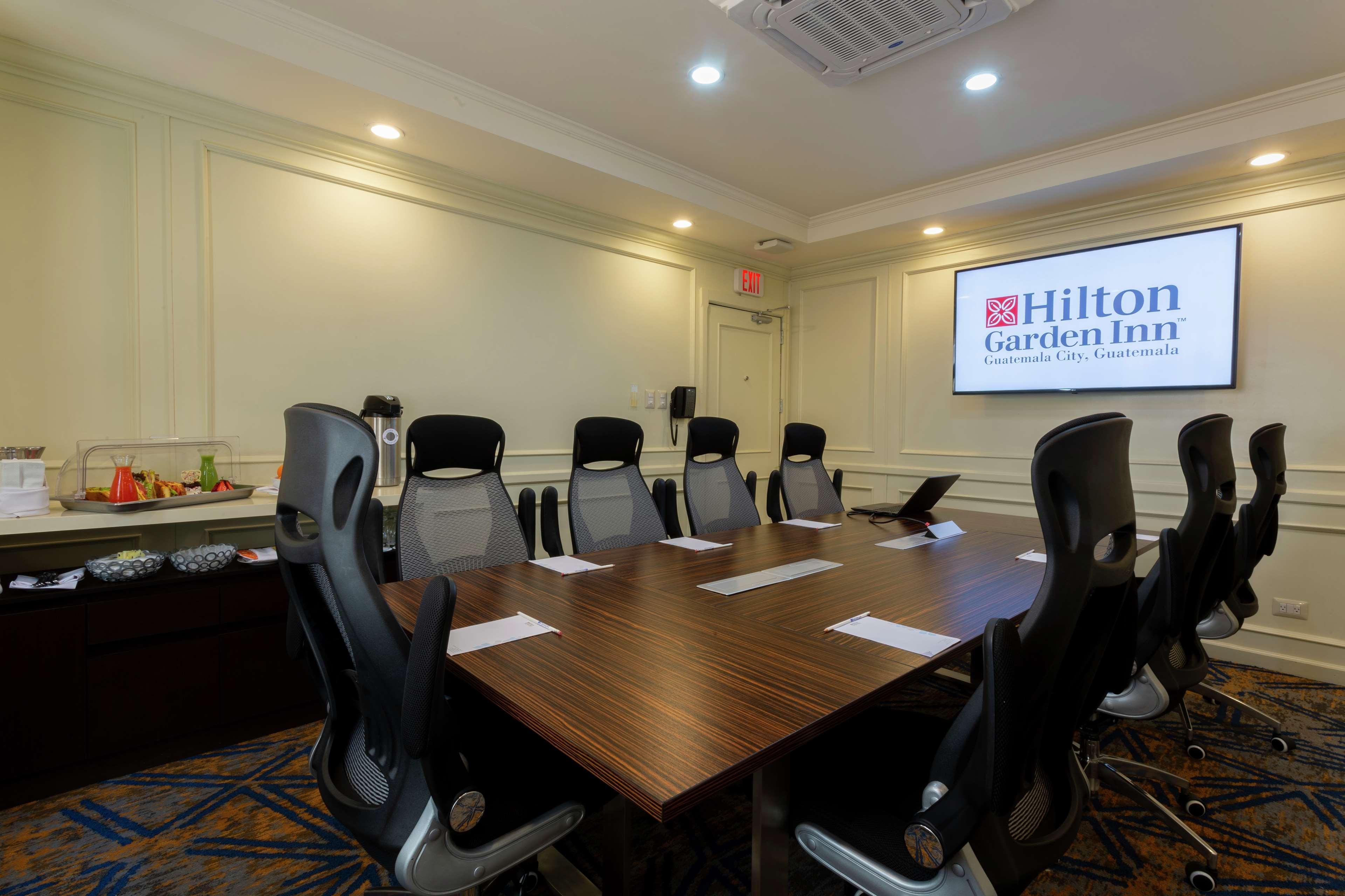 Hilton Garden Inn Guatemala-Stad Buitenkant foto